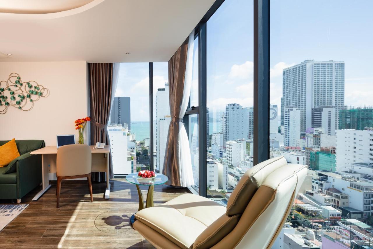 Amber Hotel Managed By Ht Nha Trang Exterior foto